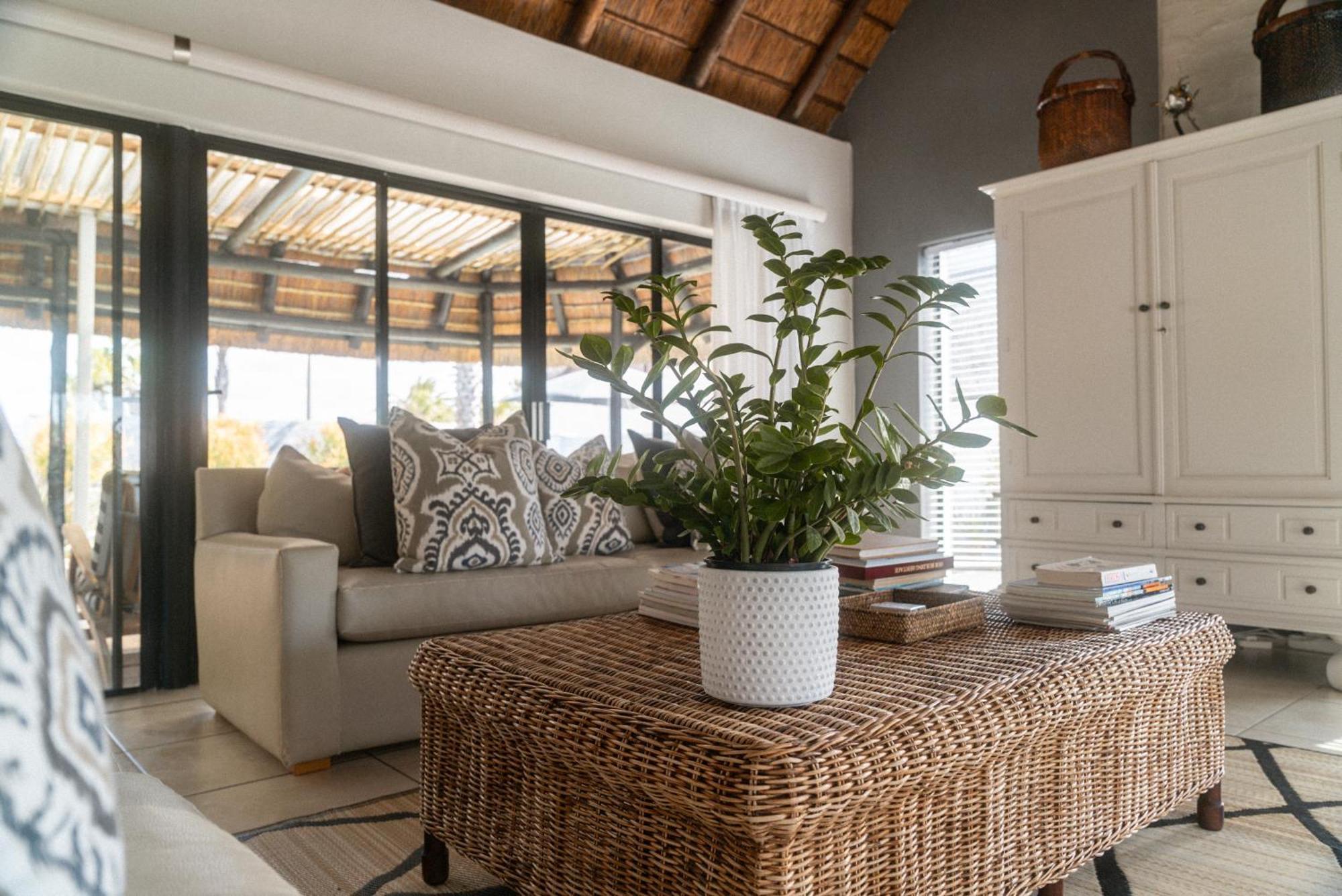 Canal Guest House - Waterfront Boutique Bed & Breakfast - Solar Power St Francis Bay Exterior photo