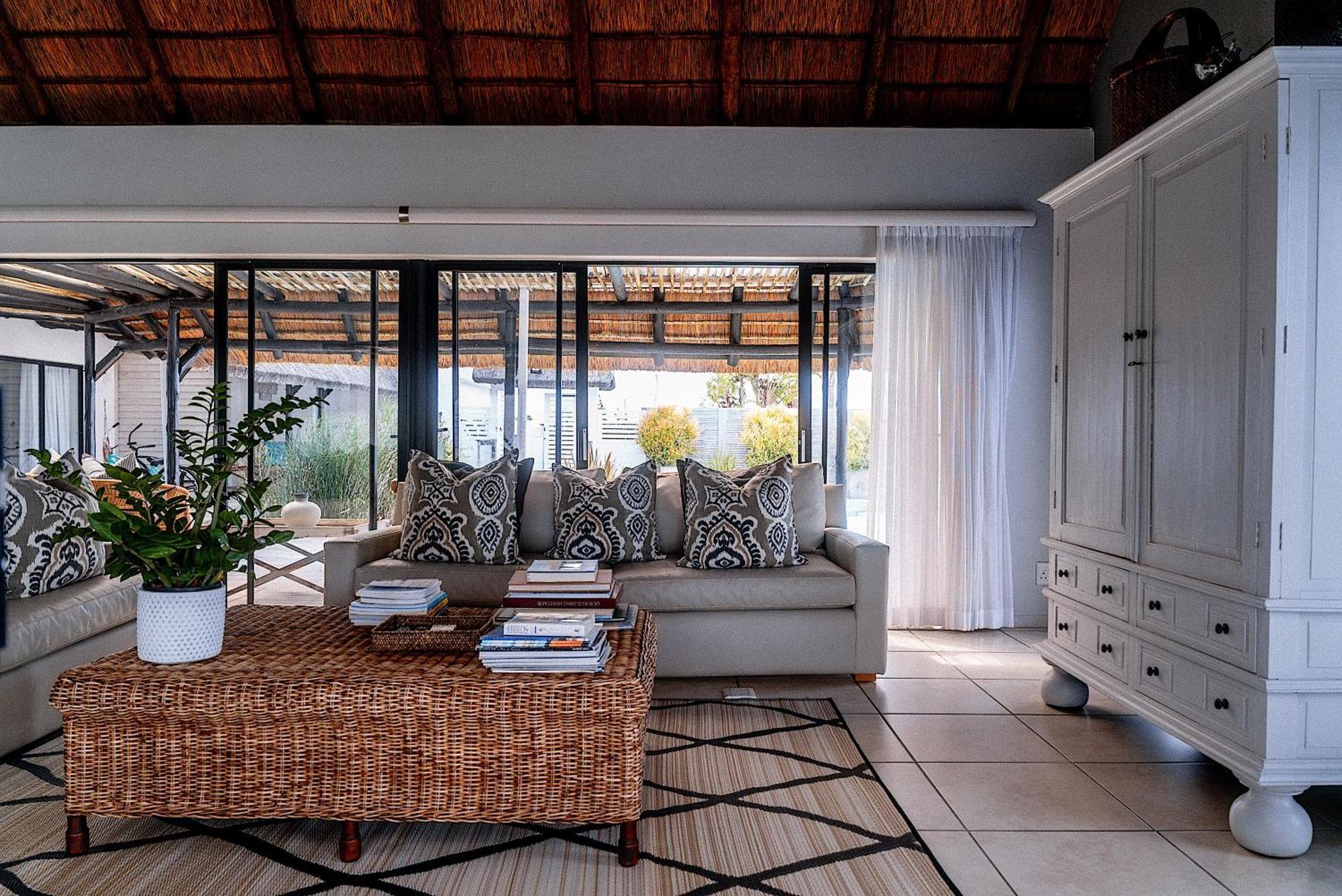 Canal Guest House - Waterfront Boutique Bed & Breakfast - Solar Power St Francis Bay Exterior photo